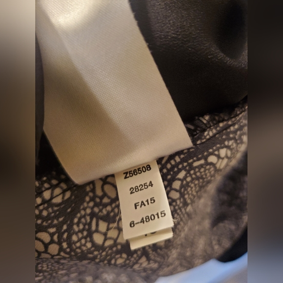 Venus black zip up blouse - Picture 9 of 11